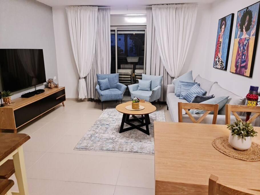 מרחק נגיעה בתקווה Apartment Petach Tikva Luaran gambar