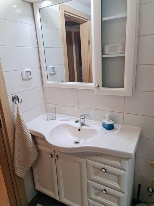 מרחק נגיעה בתקווה Apartment Petach Tikva Luaran gambar